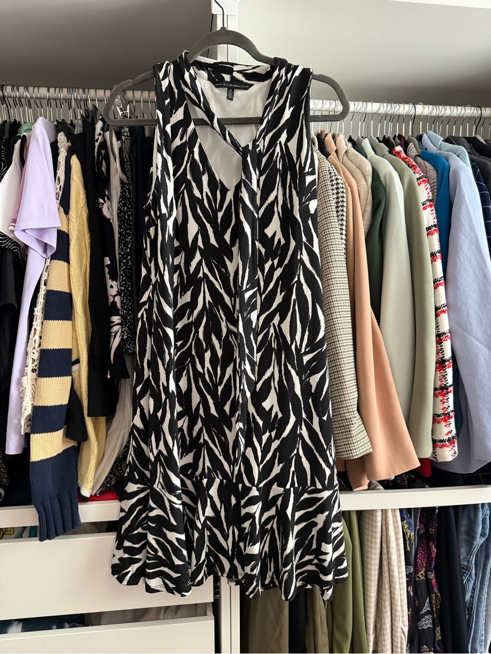White House Black Market Black & White Sleeveless Tie-Neck Mini Dress